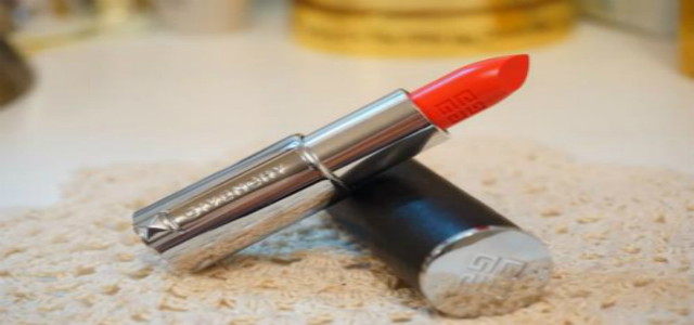 法國時尚品牌Givenchy 經(jīng)典的八個口紅色號 還在猶豫什么？